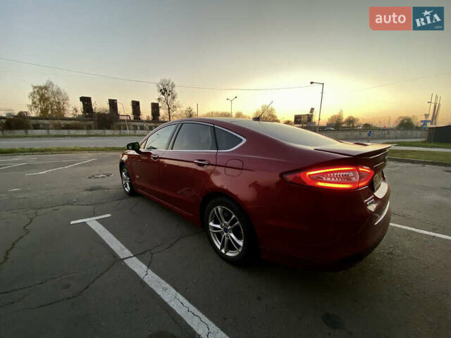 Красный Форд Фьюжн, объемом двигателя 2 л и пробегом 166 тыс. км за 11900 $, фото 31 на Automoto.ua