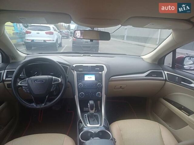 Форд Фьюжн 2014 в Днепре (Днепропетровске) на Automoto.ua Красный Форд Фьюжн, объемом двигателя 2.49 л и пробегом 198 тыс. км за 9500 $, фото 2 на Automoto.ua