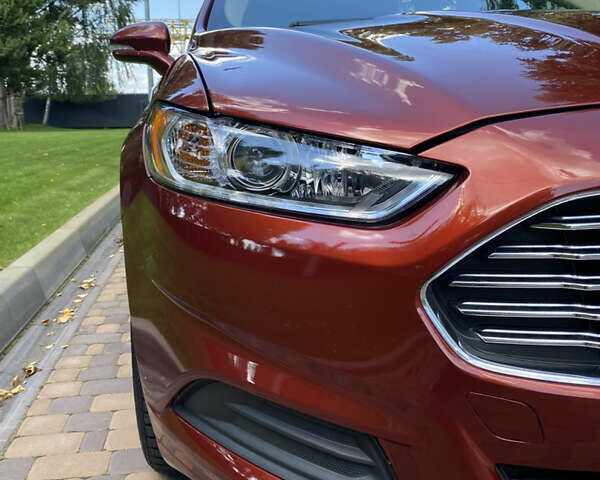 Форд Фьюжн 2014 в Броварах на Automoto.ua Красный Форд Фьюжн, объемом двигателя 2.5 л и пробегом 215 тыс. км за 9250 $, фото 19 на Automoto.ua