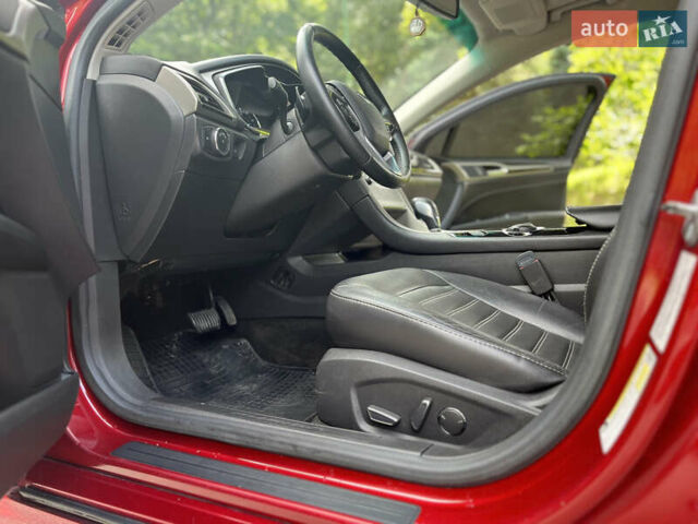 Форд Фьюжн 2014 в Львове на Automoto.ua Красный Форд Фьюжн, объемом двигателя 2 л и пробегом 223 тыс. км за 8999 $, фото 13 на Automoto.ua