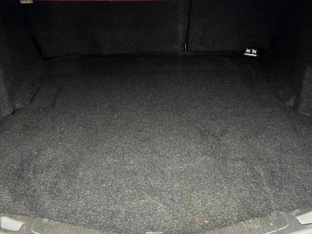 Красный Форд Фьюжн, объемом двигателя 2 л и пробегом 135 тыс. км за 9500 $, фото 21 на Automoto.ua