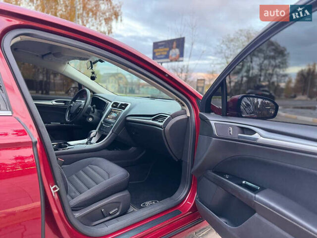 Форд Фьюжн 2014 в Киеве на Automoto.ua Красный Форд Фьюжн, объемом двигателя 2.49 л и пробегом 153 тыс. км за 9500 $, фото 13 на Automoto.ua