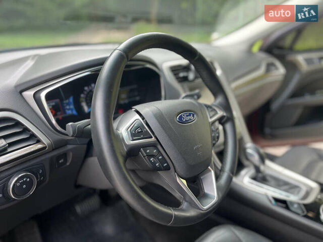 Форд Фьюжн 2014 в Львове на Automoto.ua Красный Форд Фьюжн, объемом двигателя 2 л и пробегом 223 тыс. км за 8999 $, фото 8 на Automoto.ua