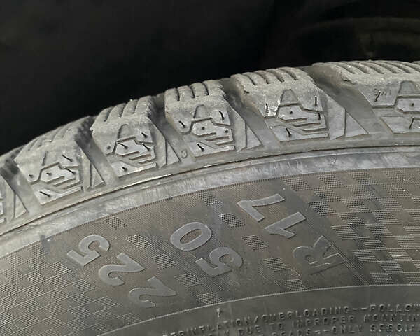 Красный Форд Фьюжн, объемом двигателя 2 л и пробегом 166 тыс. км за 11900 $, фото 23 на Automoto.ua