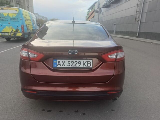 Форд Фьюжен 2014 у Дніпро (Дніпропетровську) на Automoto.ua Червоний Форд Фьюжен, об'ємом двигуна 2.5 л та пробігом 198 тис. км за 9500 $, фото 4 на Automoto.ua