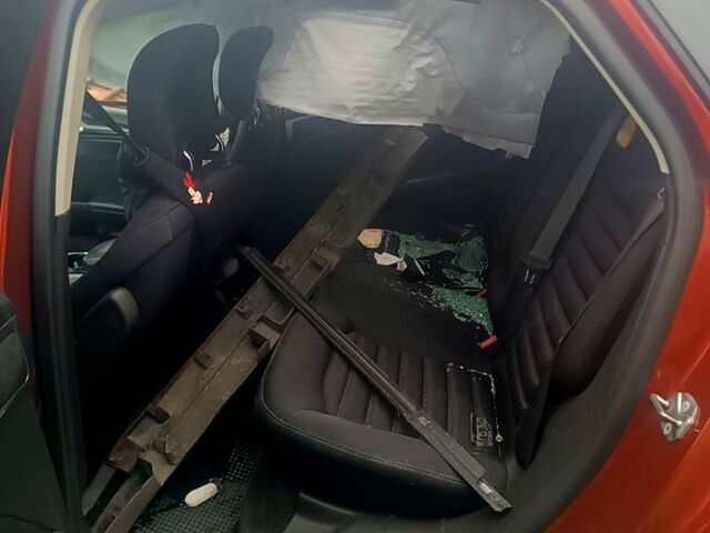 Червоний Форд Фьюжен, об'ємом двигуна 2.5 л та пробігом 178 тис. км за 5500 $, фото 3 на Automoto.ua