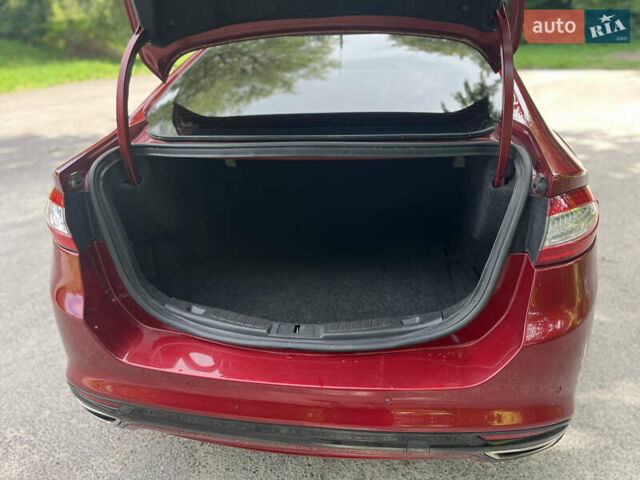 Форд Фьюжн 2014 в Львове на Automoto.ua Красный Форд Фьюжн, объемом двигателя 2 л и пробегом 223 тыс. км за 8999 $, фото 16 на Automoto.ua