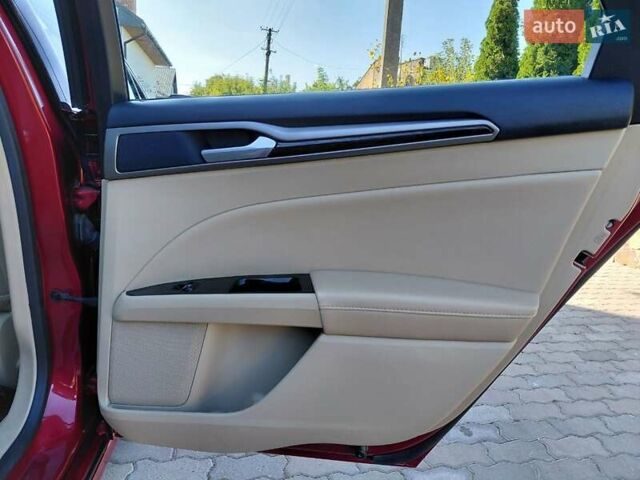 Красный Форд Фьюжн, объемом двигателя 2 л и пробегом 204 тыс. км за 9800 $, фото 25 на Automoto.ua