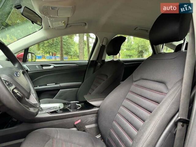 Форд Фьюжн 2014 в Киеве на Automoto.ua Красный Форд Фьюжн, объемом двигателя 2.5 л и пробегом 238 тыс. км за 8990 $, фото 13 на Automoto.ua