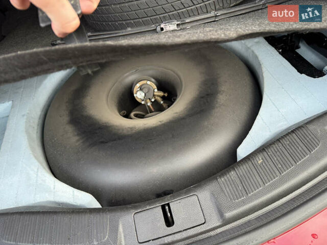 Красный Форд Фьюжн, объемом двигателя 2.5 л и пробегом 131 тыс. км за 8400 $, фото 22 на Automoto.ua