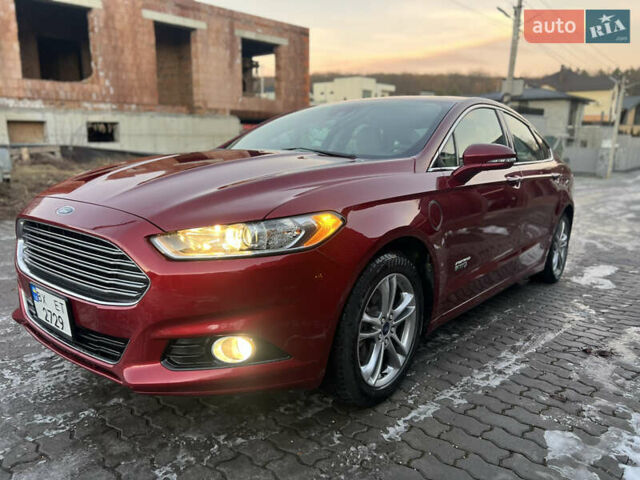 Красный Форд Фьюжн, объемом двигателя 2 л и пробегом 96 тыс. км за 13000 $, фото 3 на Automoto.ua