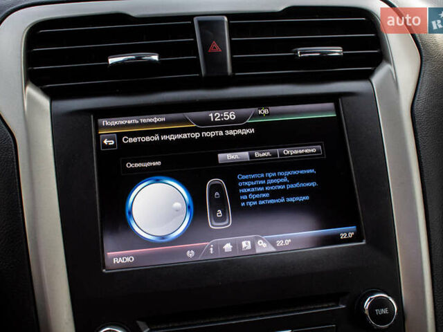 Красный Форд Фьюжн, объемом двигателя 2 л и пробегом 94 тыс. км за 14900 $, фото 56 на Automoto.ua