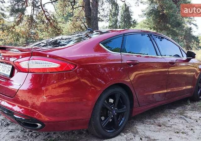 Красный Форд Фьюжн, объемом двигателя 2 л и пробегом 163 тыс. км за 12500 $, фото 14 на Automoto.ua