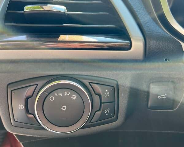Червоний Форд Фьюжен, об'ємом двигуна 2 л та пробігом 130 тис. км за 12599 $, фото 38 на Automoto.ua