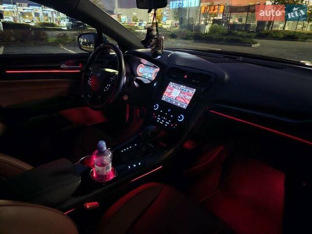 Форд Фьюжн 2015 в Киеве на Automoto.ua Красный Форд Фьюжн, объемом двигателя 2.5 л и пробегом 175 тыс. км за 13700 $, фото 20 на Automoto.ua