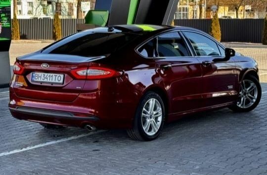 Форд Фьюжен 2015 у Одесі на Automoto.ua Червоний Форд Фьюжен, об'ємом двигуна 2 л та пробігом 200 тис. км за 11800 $, фото 7 на Automoto.ua