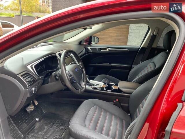 Форд Фьюжн 2015 в Ивано-Франковске на Automoto.ua Красный Форд Фьюжн, объемом двигателя 2.49 л и пробегом 178 тыс. км за 10900 $, фото 35 на Automoto.ua