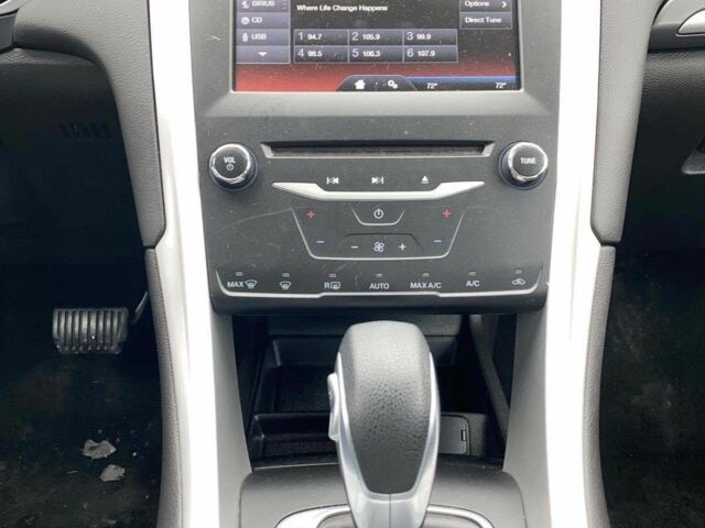 Червоний Форд Фьюжен, об'ємом двигуна 2.5 л та пробігом 120 тис. км за 3200 $, фото 7 на Automoto.ua