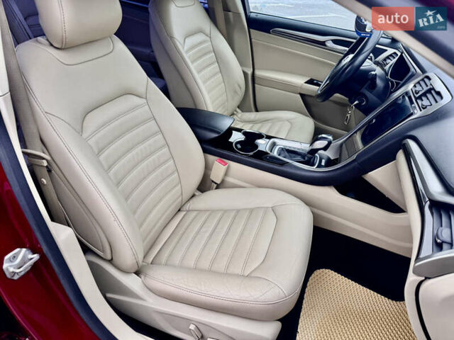 Красный Форд Фьюжн, объемом двигателя 1.5 л и пробегом 225 тыс. км за 8999 $, фото 41 на Automoto.ua