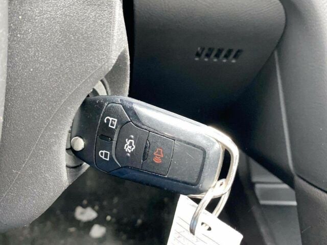 Червоний Форд Фьюжен, об'ємом двигуна 2.5 л та пробігом 120 тис. км за 3200 $, фото 10 на Automoto.ua