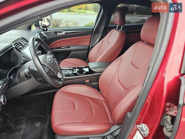 Форд Фьюжн 2015 в Киеве на Automoto.ua Красный Форд Фьюжн, объемом двигателя 2.49 л и пробегом 170 тыс. км за 15000 $, фото 3 на Automoto.ua