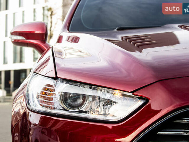 Красный Форд Фьюжн, объемом двигателя 2 л и пробегом 94 тыс. км за 14900 $, фото 12 на Automoto.ua