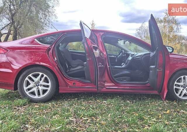 Красный Форд Фьюжн, объемом двигателя 2.49 л и пробегом 214 тыс. км за 9300 $, фото 11 на Automoto.ua