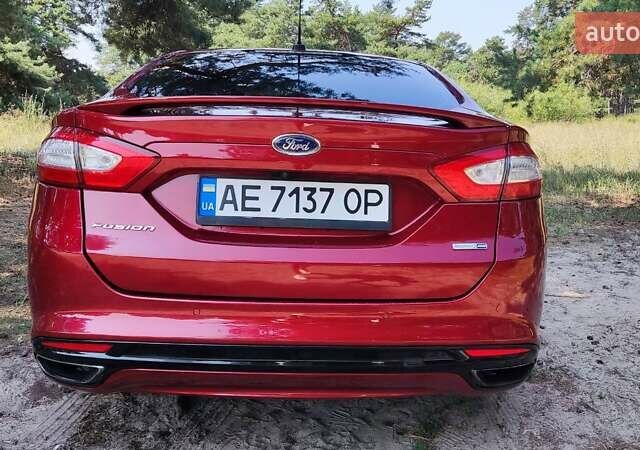 Красный Форд Фьюжн, объемом двигателя 2 л и пробегом 163 тыс. км за 12500 $, фото 20 на Automoto.ua