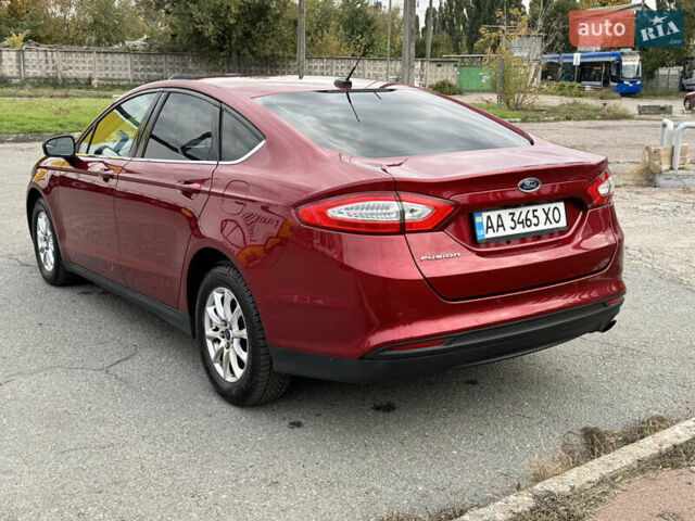 Красный Форд Фьюжн, объемом двигателя 2.5 л и пробегом 131 тыс. км за 8400 $, фото 4 на Automoto.ua