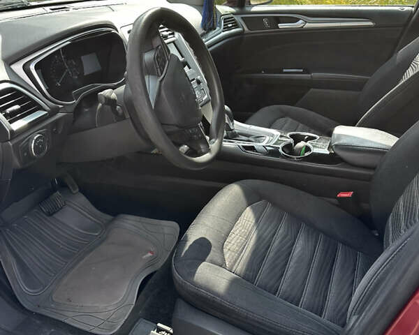 Форд Фьюжн 2015 в Львове на Automoto.ua Красный Форд Фьюжн, объемом двигателя 2.5 л и пробегом 181 тыс. км за 11000 $, фото 12 на Automoto.ua