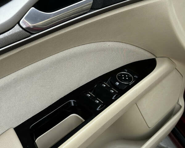 Красный Форд Фьюжн, объемом двигателя 2.49 л и пробегом 150 тыс. км за 8800 $, фото 4 на Automoto.ua