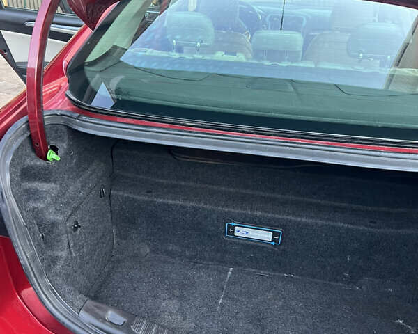 Красный Форд Фьюжн, объемом двигателя 2 л и пробегом 96 тыс. км за 13000 $, фото 19 на Automoto.ua