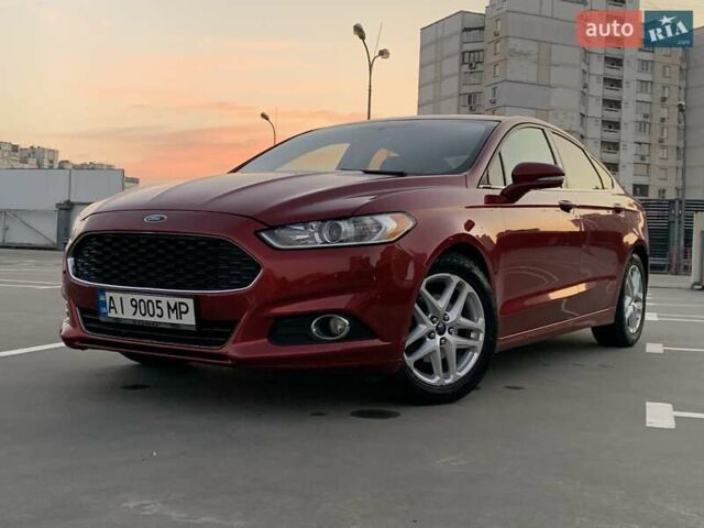 Красный Форд Фьюжн, объемом двигателя 2.49 л и пробегом 190 тыс. км за 9500 $, фото 2 на Automoto.ua