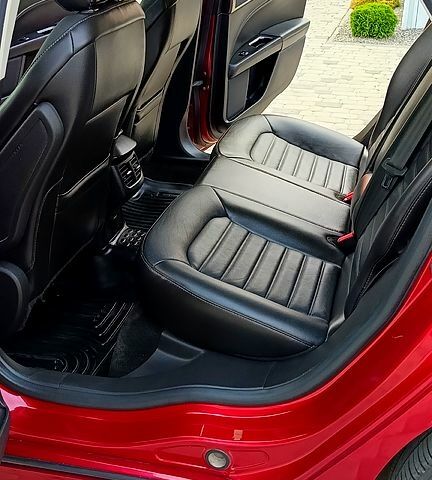Форд Фьюжн 2015 в Львове на Automoto.ua Красный Форд Фьюжн, объемом двигателя 1.5 л и пробегом 147 тыс. км за 9500 $, фото 9 на Automoto.ua