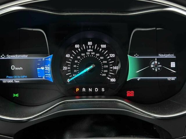 Красный Форд Фьюжн, объемом двигателя 2.5 л и пробегом 181 тыс. км за 11800 $, фото 11 на Automoto.ua