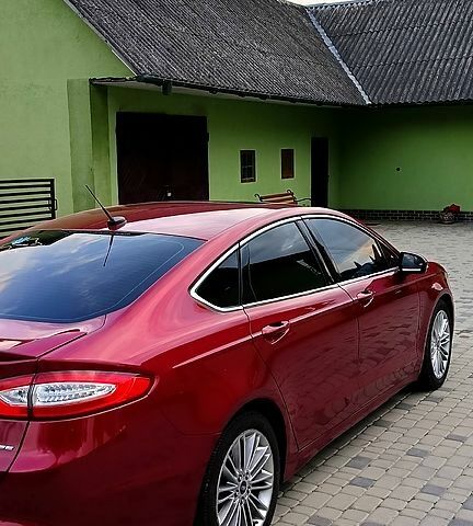 Форд Фьюжн 2015 в Львове на Automoto.ua Красный Форд Фьюжн, объемом двигателя 1.5 л и пробегом 147 тыс. км за 9500 $, фото 6 на Automoto.ua