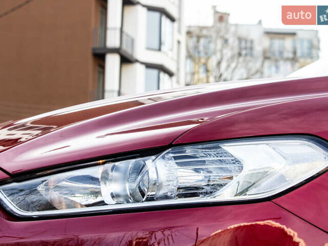 Красный Форд Фьюжн, объемом двигателя 2 л и пробегом 94 тыс. км за 14900 $, фото 13 на Automoto.ua