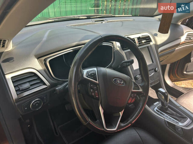 Червоний Форд Фьюжен, об'ємом двигуна 2 л та пробігом 140 тис. км за 11200 $, фото 29 на Automoto.ua