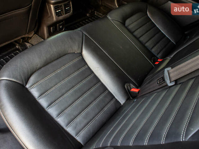 Красный Форд Фьюжн, объемом двигателя 2 л и пробегом 94 тыс. км за 14900 $, фото 33 на Automoto.ua