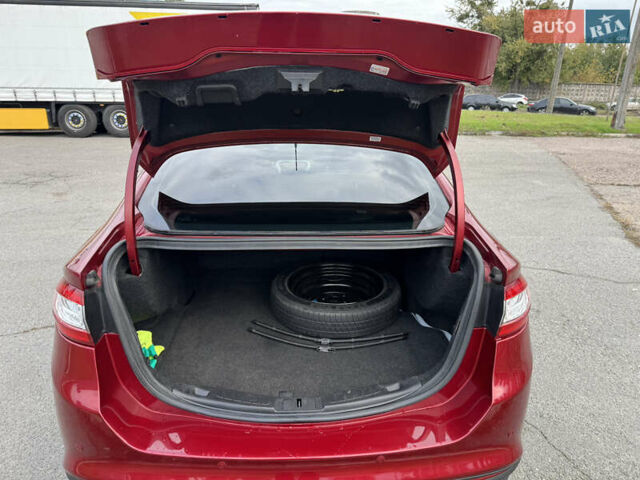 Красный Форд Фьюжн, объемом двигателя 2.5 л и пробегом 131 тыс. км за 8400 $, фото 19 на Automoto.ua