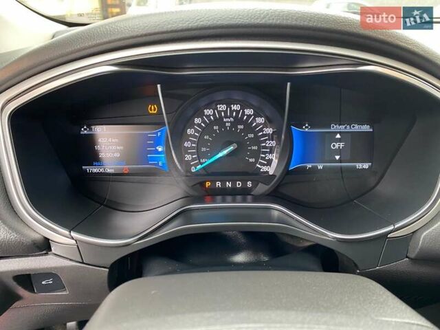 Форд Фьюжн 2015 в Ивано-Франковске на Automoto.ua Красный Форд Фьюжн, объемом двигателя 2.49 л и пробегом 178 тыс. км за 10900 $, фото 44 на Automoto.ua