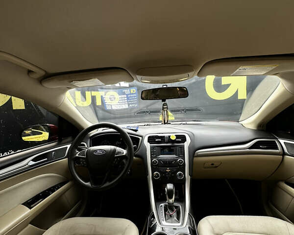 Красный Форд Фьюжн, объемом двигателя 2.49 л и пробегом 150 тыс. км за 8800 $, фото 17 на Automoto.ua