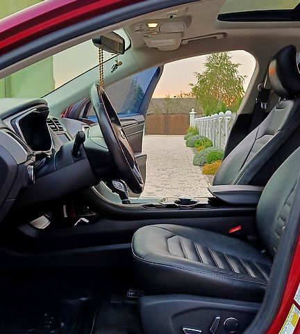 Форд Фьюжн 2015 в Львове на Automoto.ua Красный Форд Фьюжн, объемом двигателя 1.5 л и пробегом 147 тыс. км за 9500 $, фото 8 на Automoto.ua