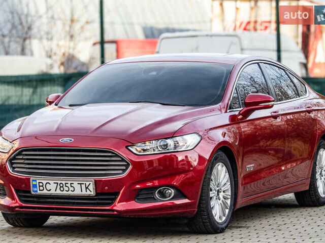 Красный Форд Фьюжн, объемом двигателя 2 л и пробегом 94 тыс. км за 14900 $, фото 9 на Automoto.ua