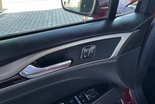 Форд Фьюжен 2015 у Одесі на Automoto.ua Червоний Форд Фьюжен, об'ємом двигуна 2 л та пробігом 200 тис. км за 11800 $, фото 16 на Automoto.ua