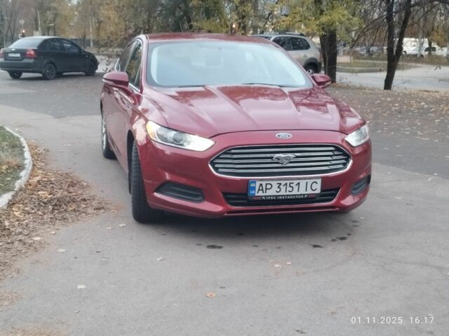 Красный Форд Фьюжн, объемом двигателя 2.5 л и пробегом 160 тыс. км за 11000 $, фото 1 на Automoto.ua