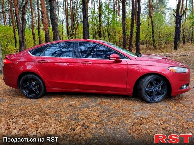 Красный Форд Фьюжн, объемом двигателя 2.5 л и пробегом 179 тыс. км за 10777 $, фото 3 на Automoto.ua