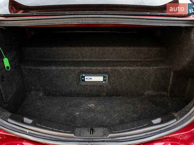 Красный Форд Фьюжн, объемом двигателя 2 л и пробегом 94 тыс. км за 14900 $, фото 38 на Automoto.ua