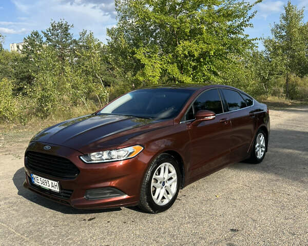 Красный Форд Фьюжн, объемом двигателя 1.5 л и пробегом 130 тыс. км за 8600 $, фото 1 на Automoto.ua