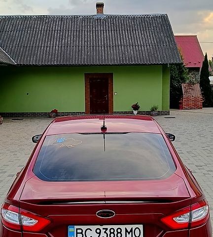 Форд Фьюжн 2015 в Львове на Automoto.ua Красный Форд Фьюжн, объемом двигателя 1.5 л и пробегом 147 тыс. км за 9500 $, фото 4 на Automoto.ua